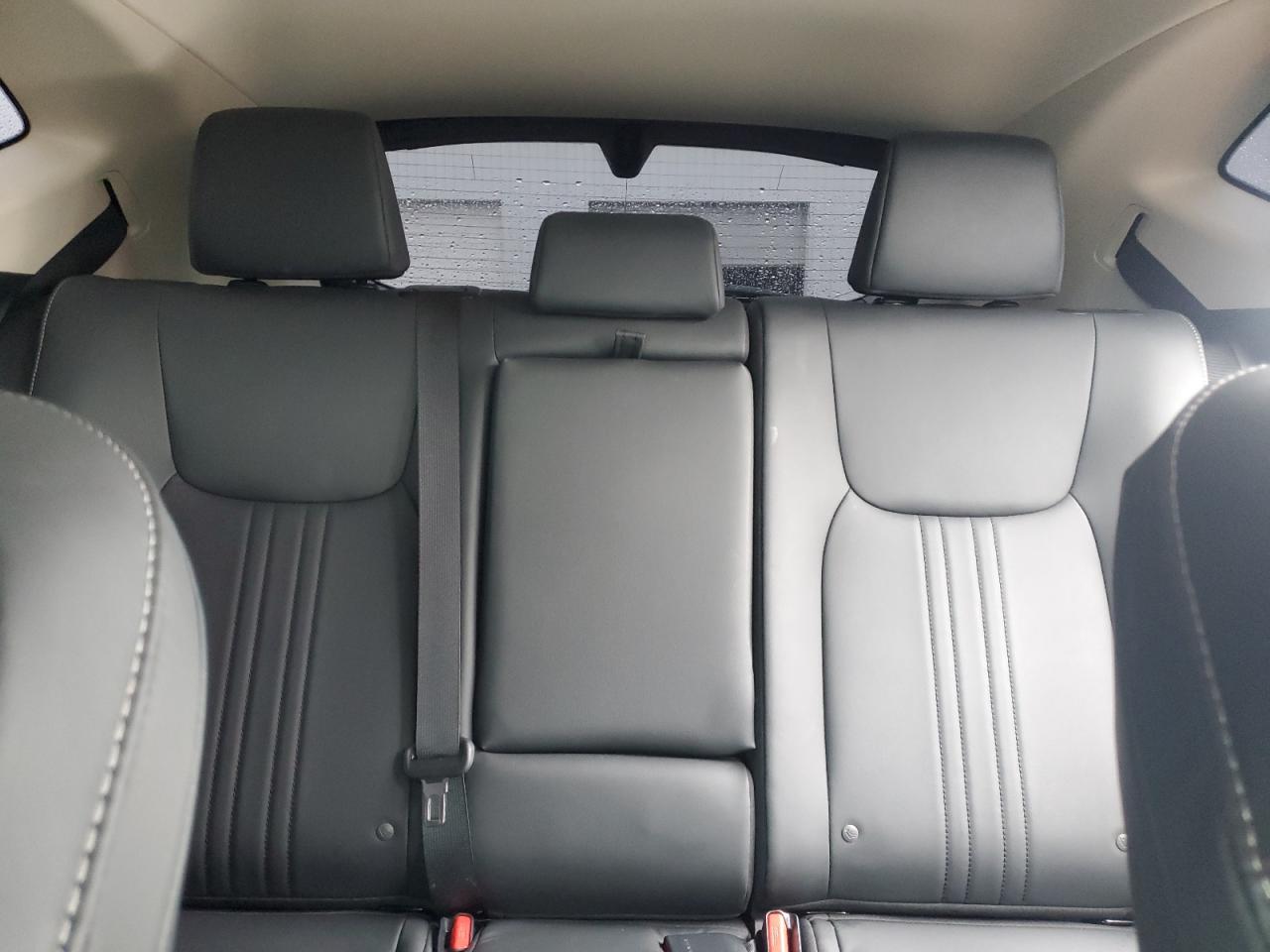 Lexus NX 350h Base Image 9