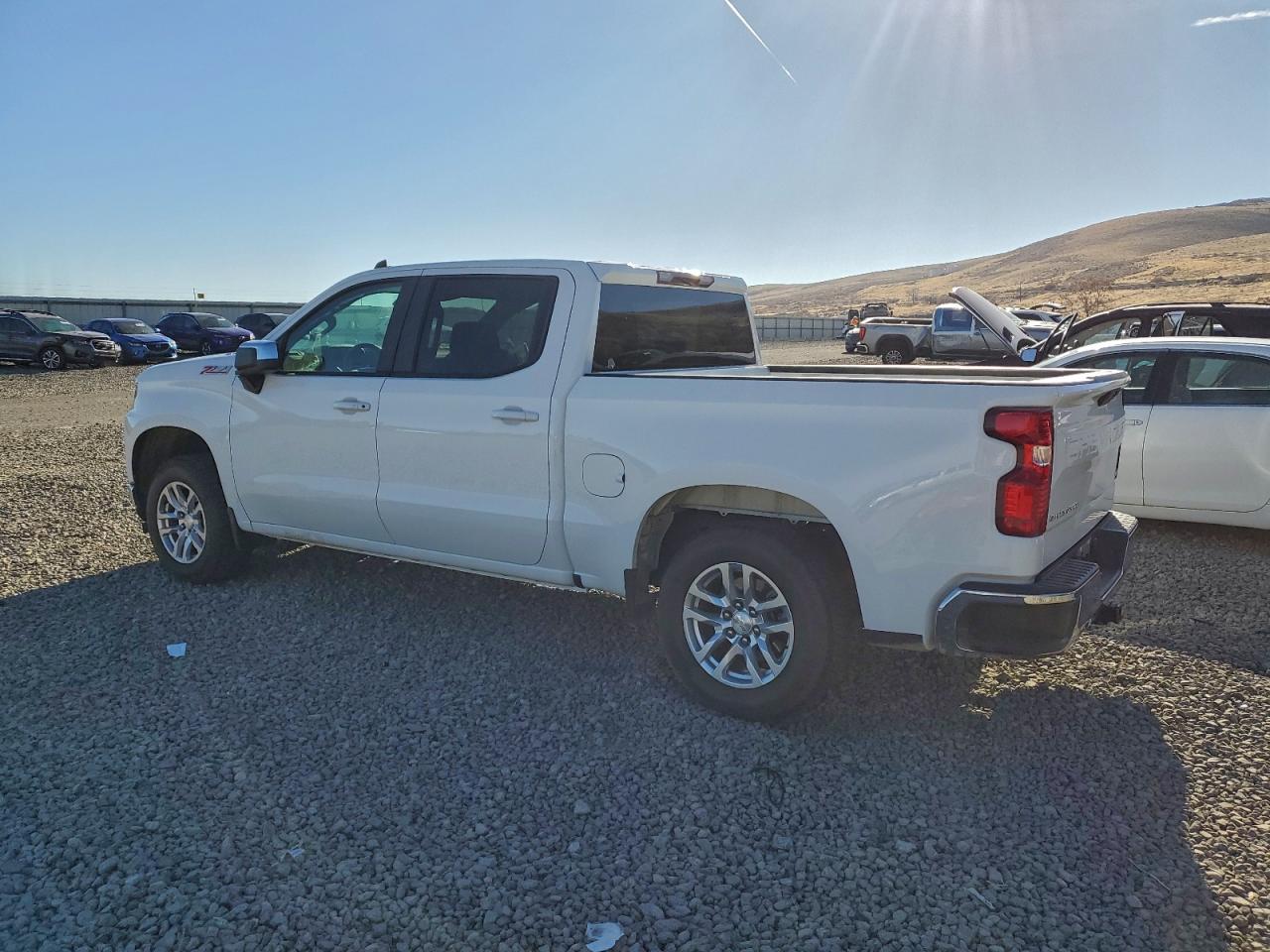 Chevrolet Silverado K1500 Lt Image 2