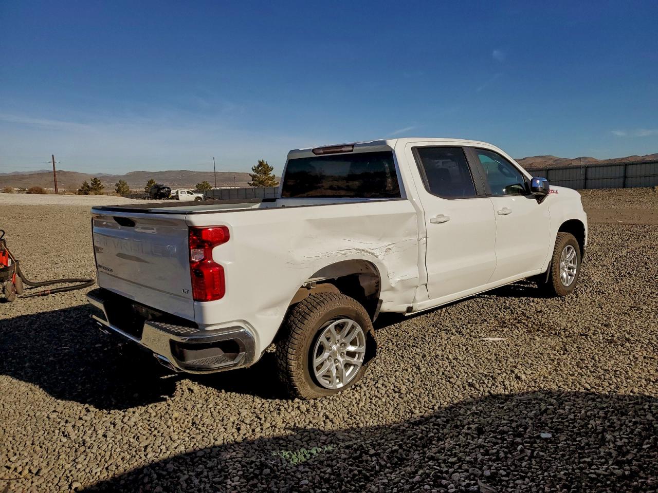 Chevrolet Silverado K1500 Lt Image 8