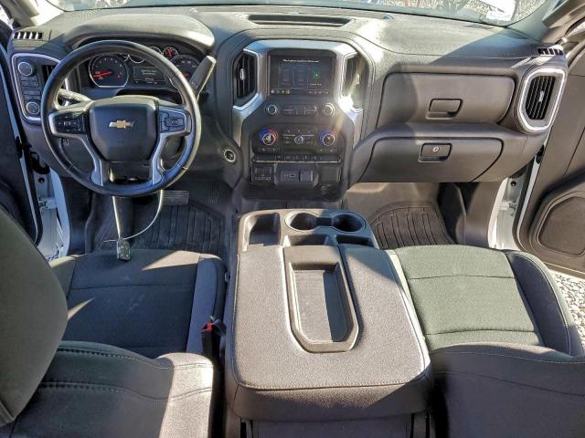 Chevrolet Silverado K1500 Lt Image 4