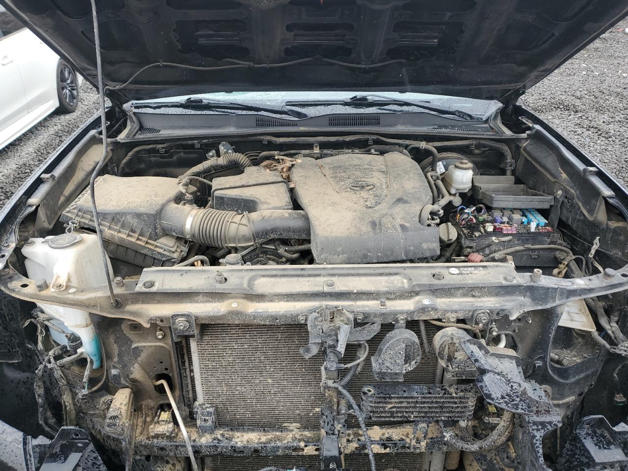 Toyota Tacoma Double Cab Image 8