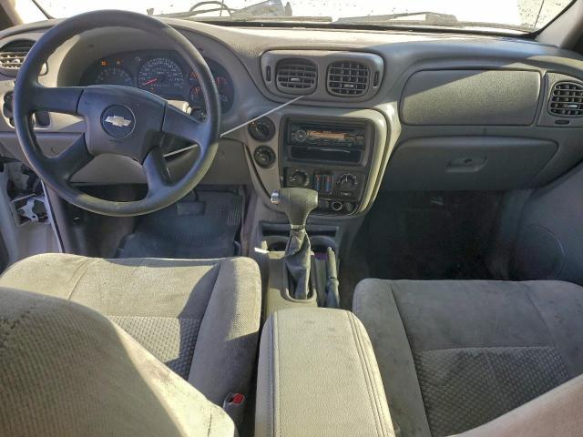 Chevrolet Trailblazer Ls Image 5