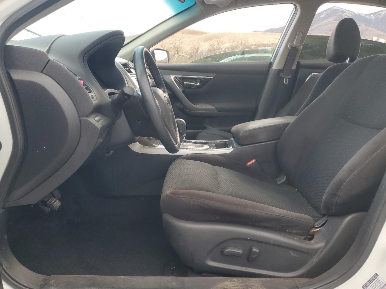 Nissan Altima 2.5 Image 11