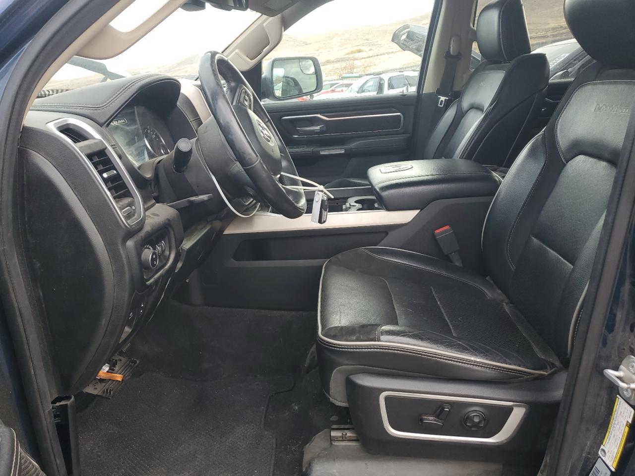 Ram 1500 Laramie Image 5
