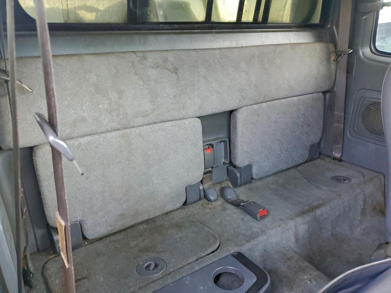 Toyota Tacoma Xtracab Image 7