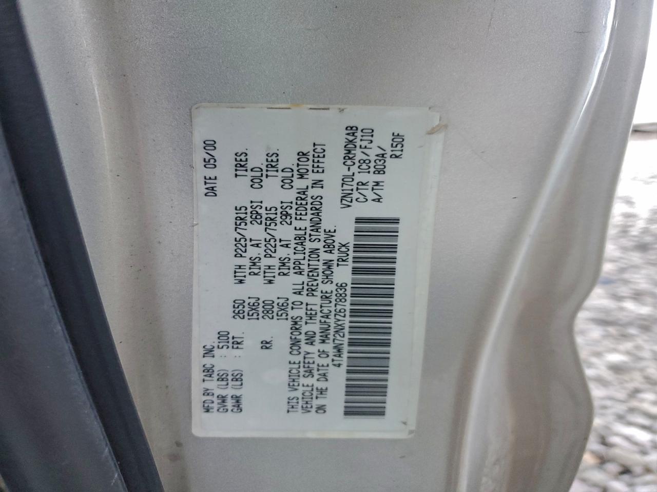 Toyota Tacoma Xtracab Image 12