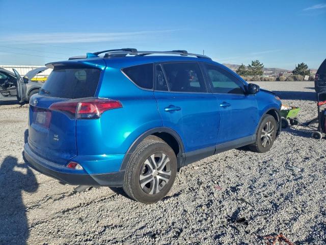 Toyota RAV4 Le Image 4