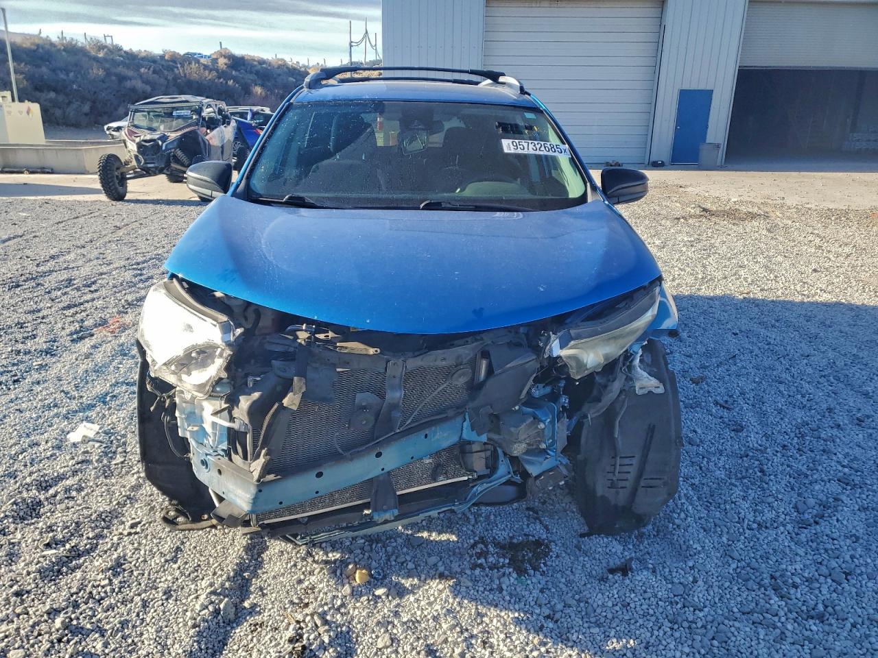 Toyota RAV4 Le Image 5