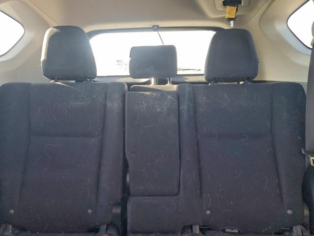 Toyota RAV4 Le Image 7