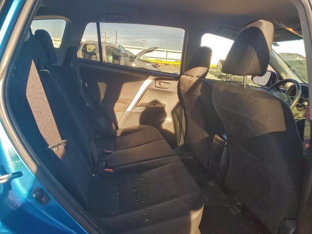 Toyota RAV4 Le Image 8