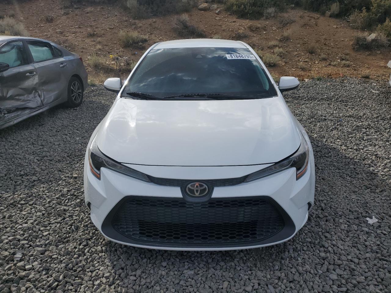 Toyota Corolla L Image 6