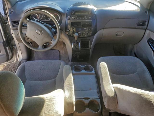 Toyota Sienna Ce Image 6