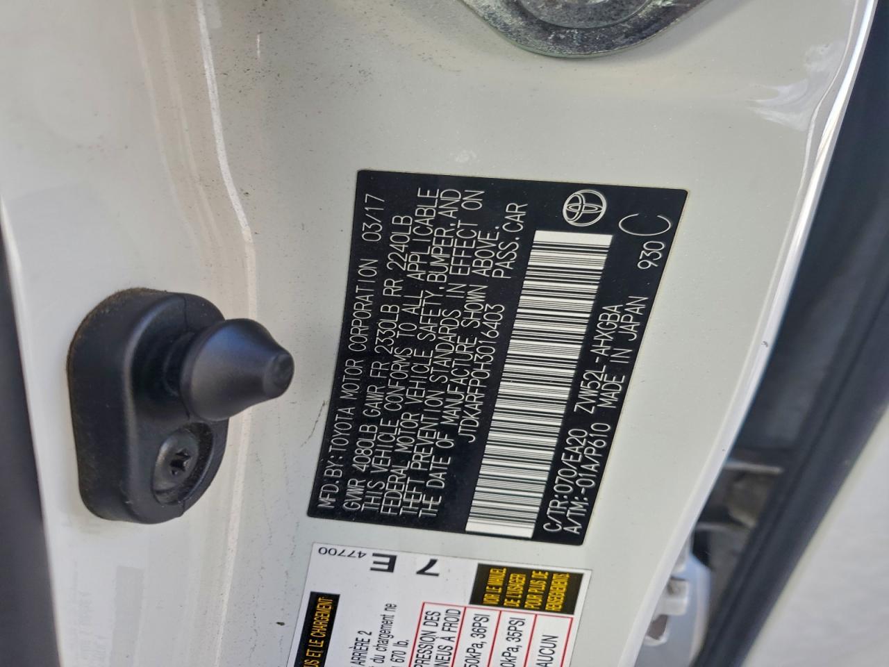 Toyota Prius Image 12