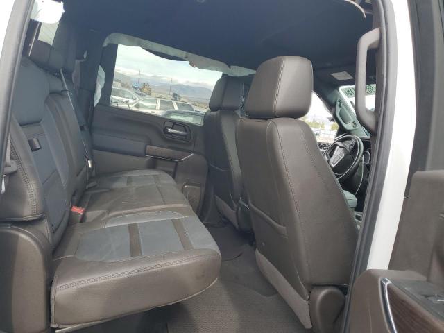 GMC Sierra K2500 Denali Image 8