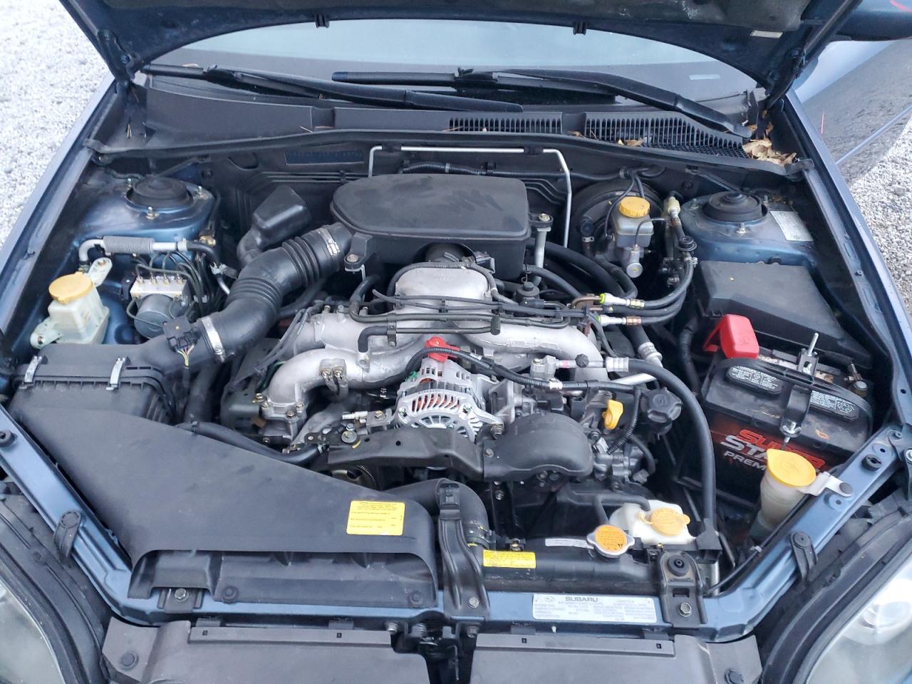 Subaru Legacy 2.5i Image 12