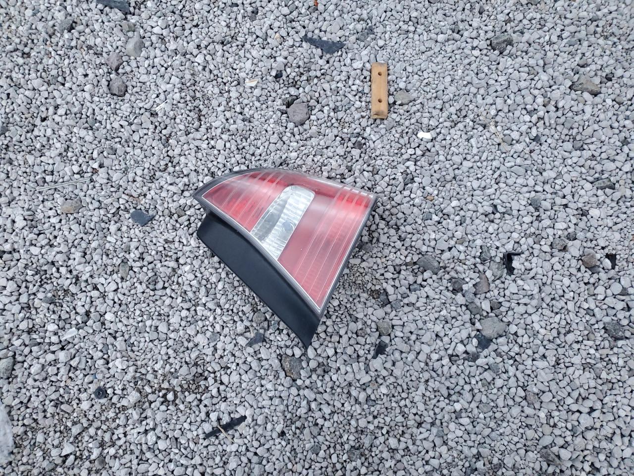 Subaru Legacy 2.5i Image 2