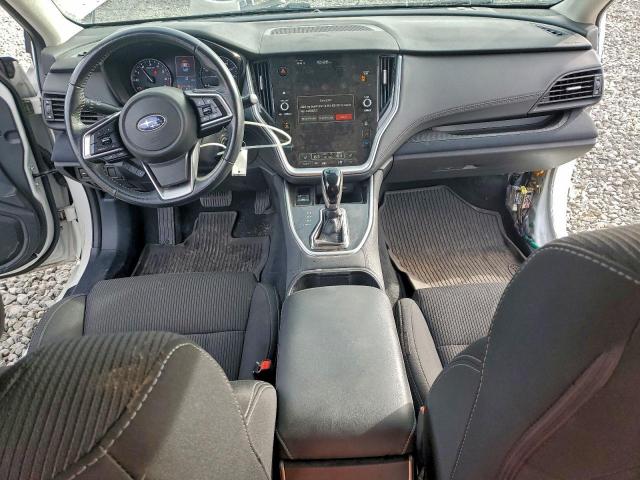 Subaru Legacy Premium Image 10