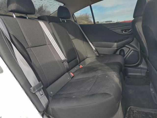 Subaru Legacy Premium Image 13