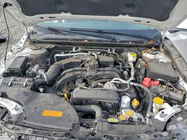 Subaru Legacy Premium Image 9