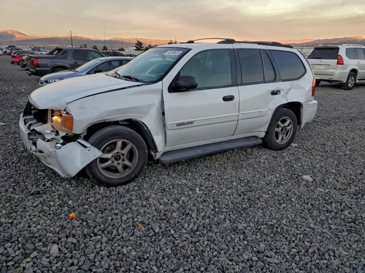 GMC Envoy Image 1