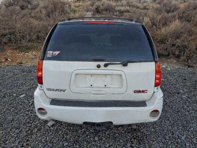 GMC Envoy Image 12
