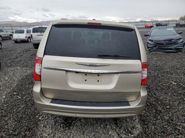 Chrysler Minivan Limited Platinum Image 9