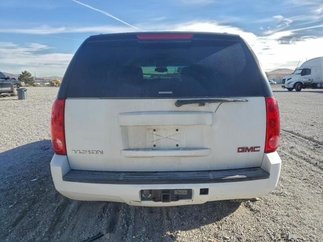 GMC Yukon Image 11