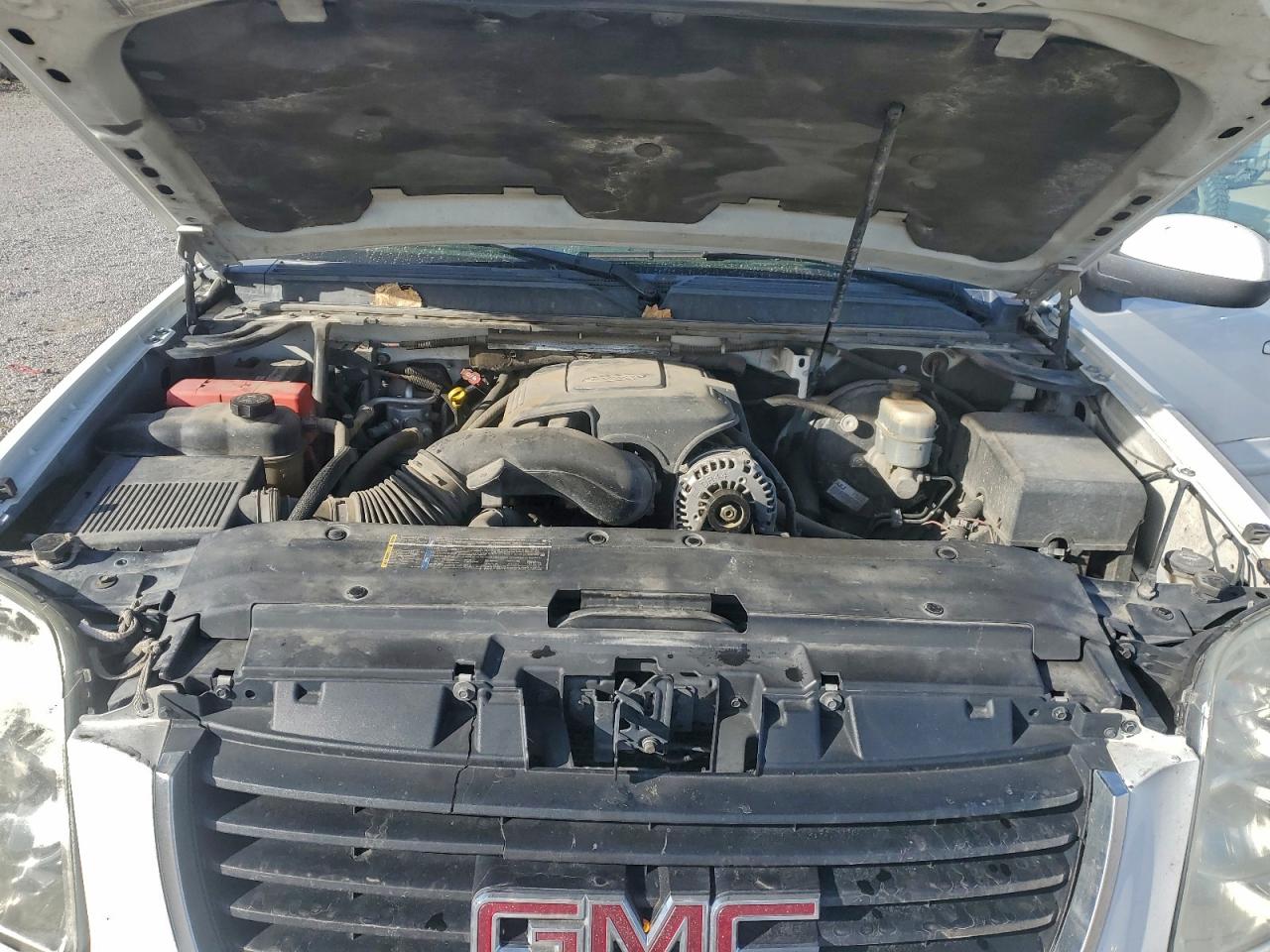 GMC Yukon Image 7