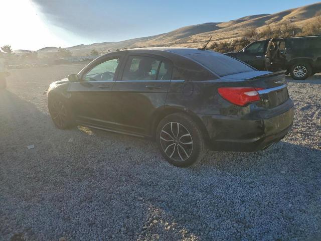 Chrysler 200 S Image 8