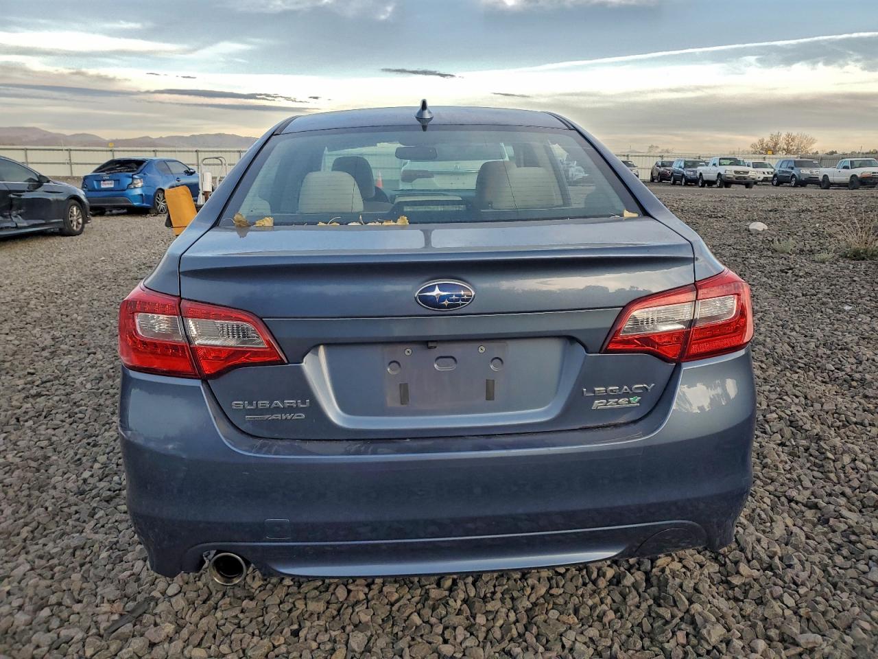 Subaru Legacy 2.5i Premium Image 5