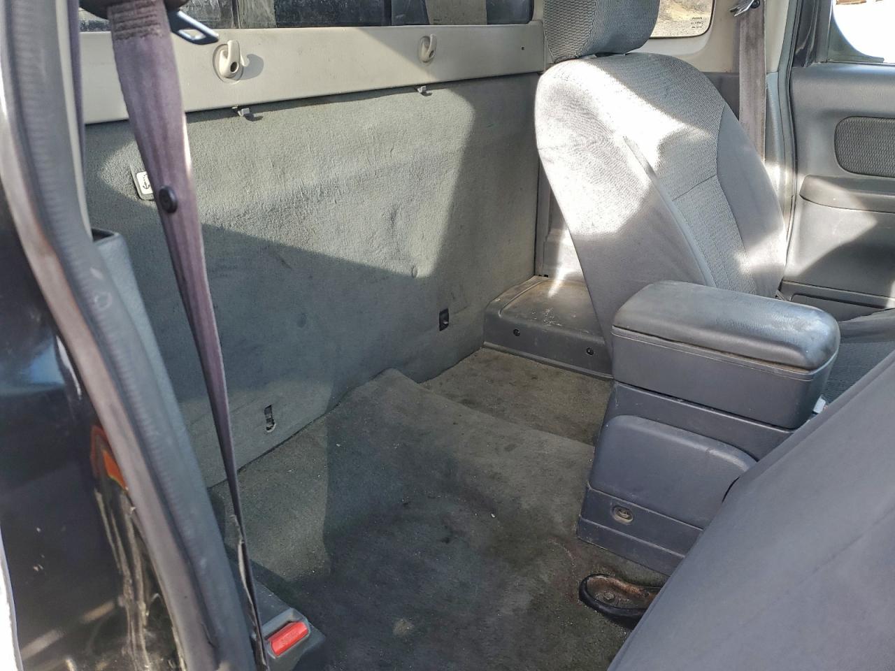 Nissan Frontier King Cab Xe Image 11