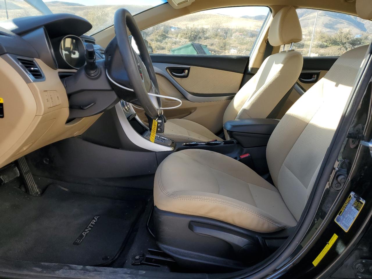 Hyundai ELANTRA Gls Image 6