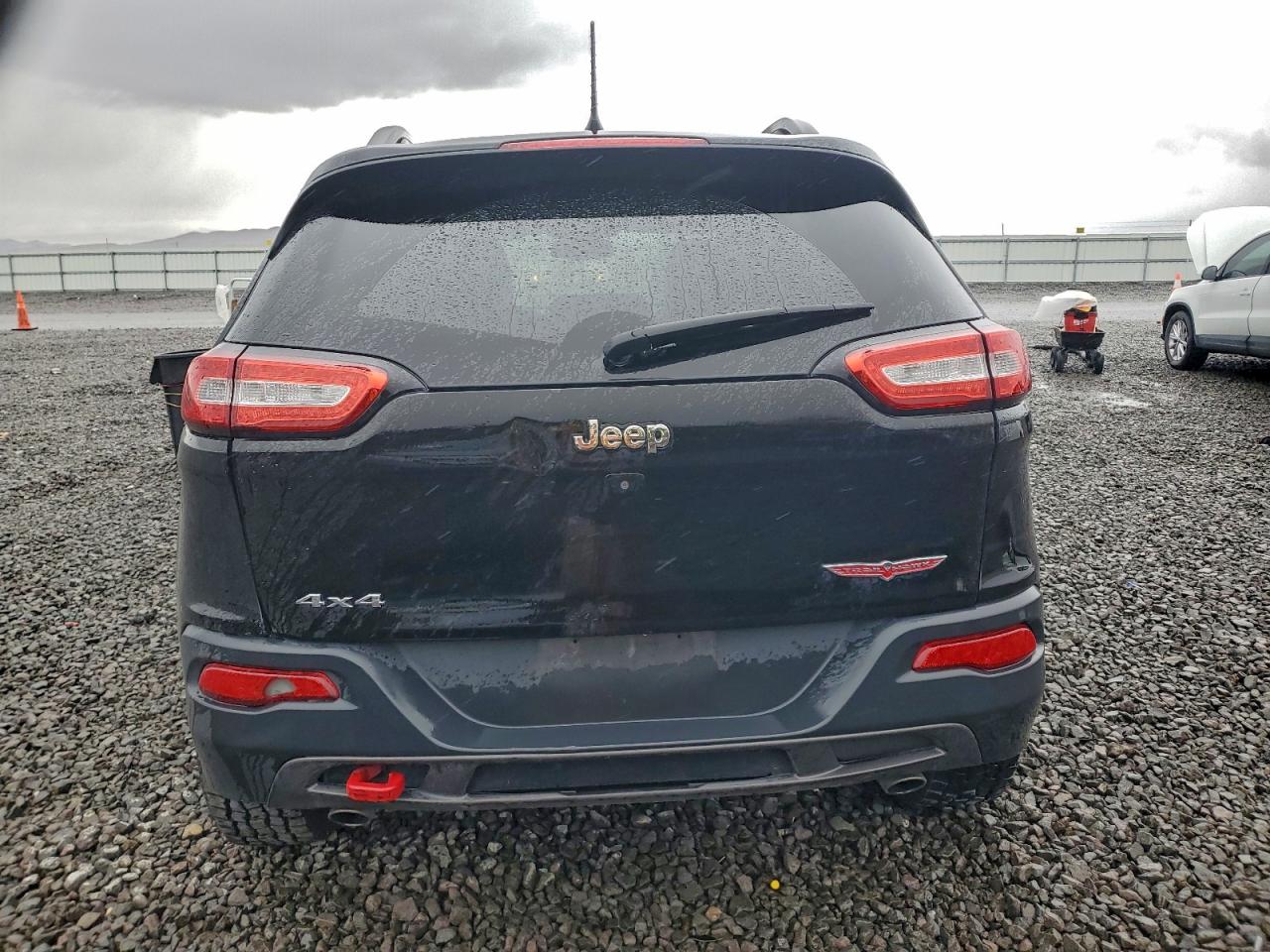 Jeep Cherokee Trailhawk Image 6