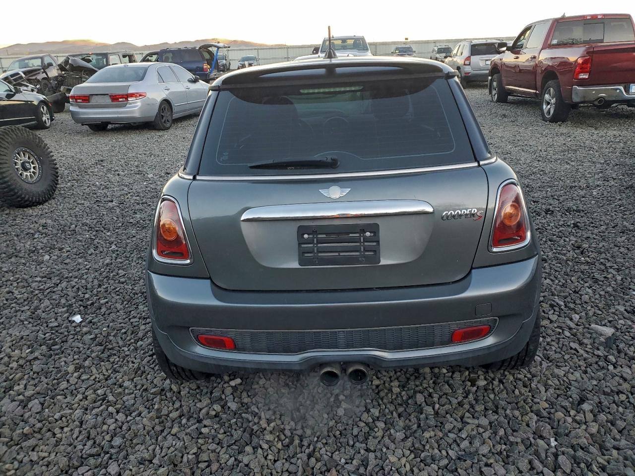 MINI Cooper S Image 12