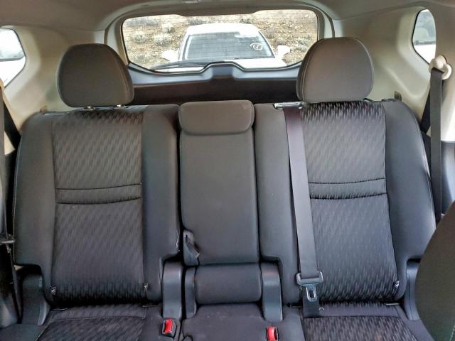 Nissan Rogue S Image 12