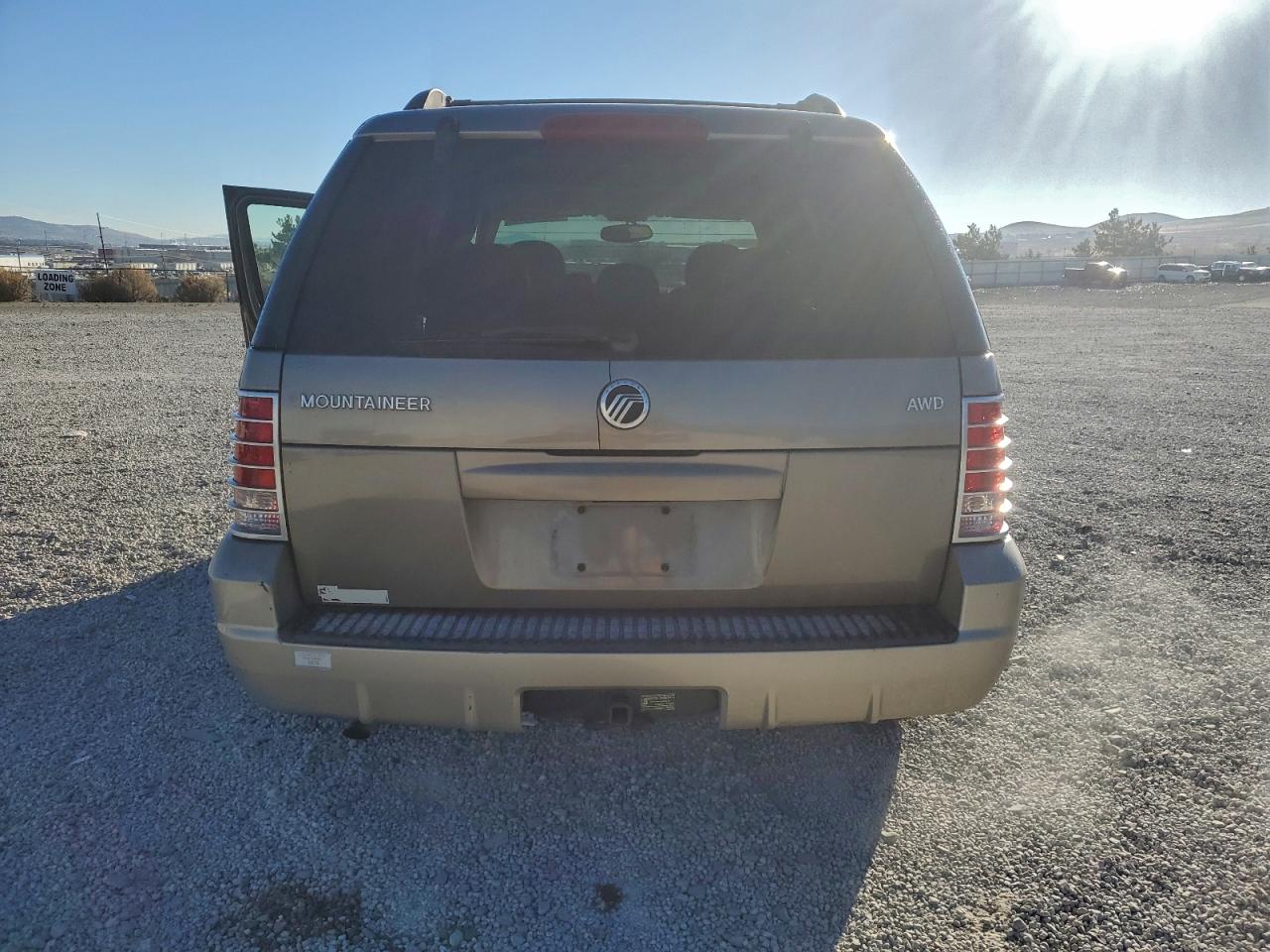 Mercury Mountainer Image 10