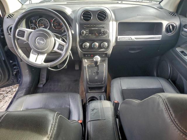 Jeep Compass Latitude Image 14