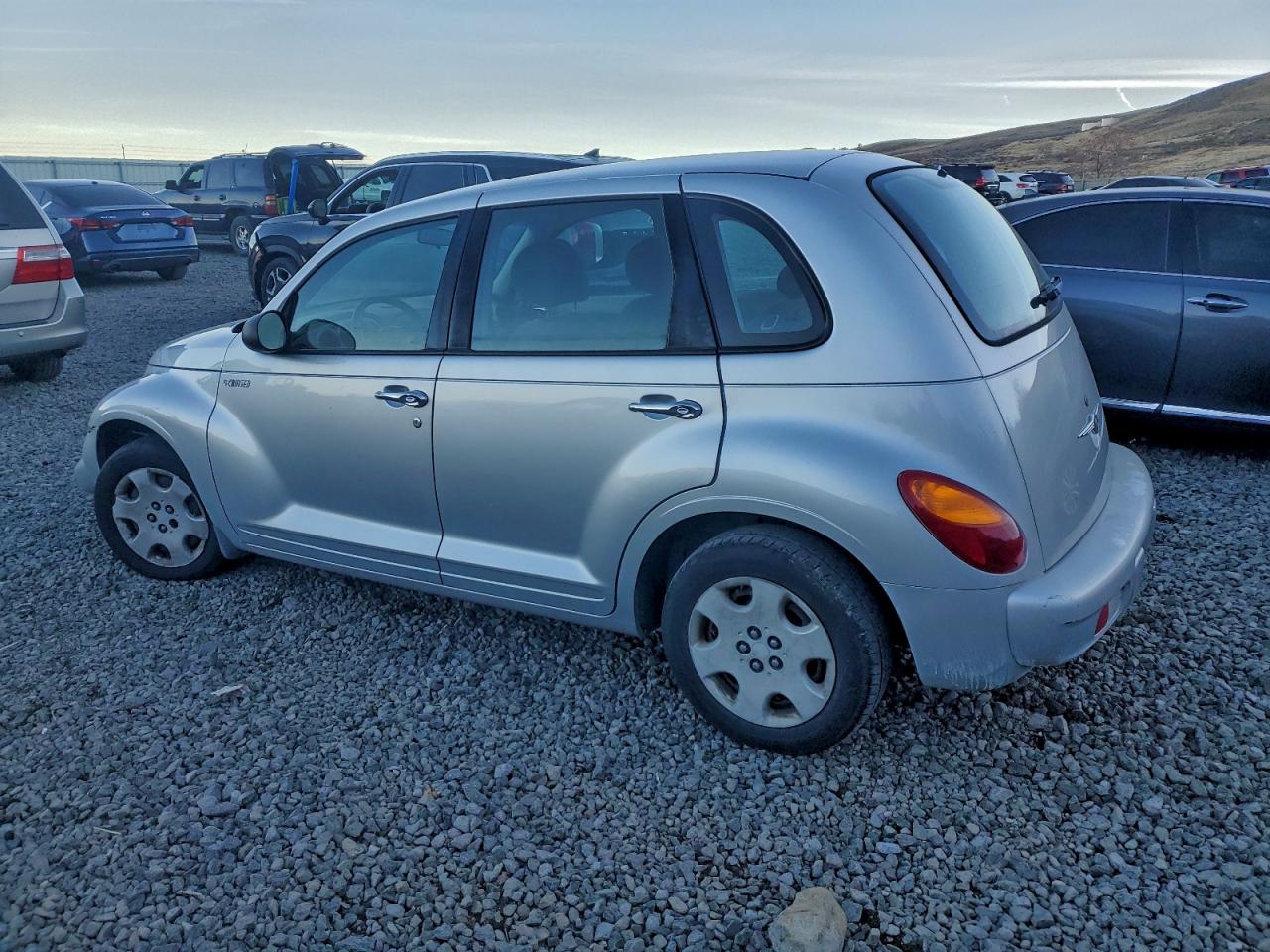 Chrysler PT Cruiser Image 2