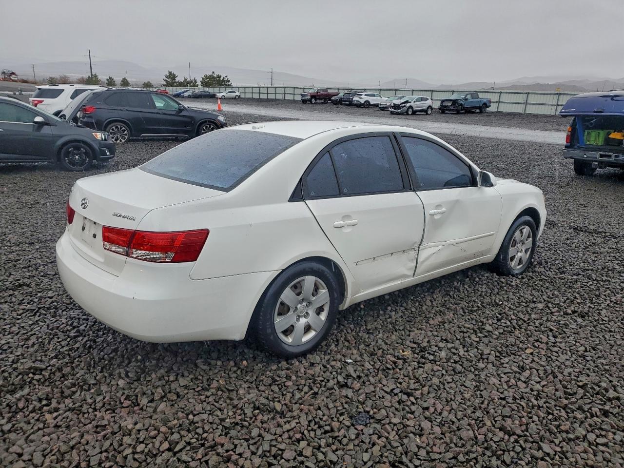 Hyundai SONATA Gls Image 3