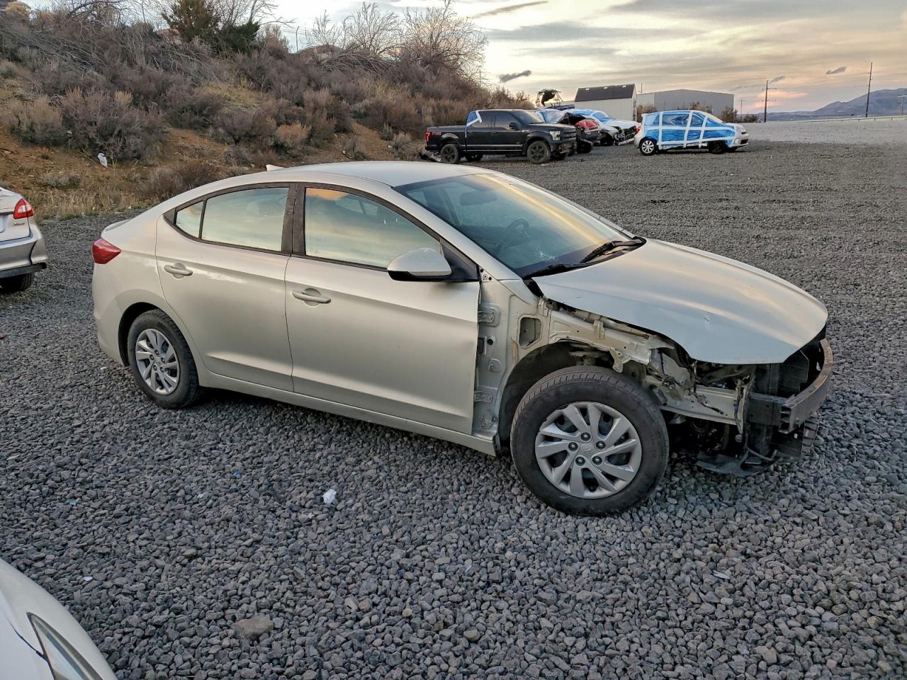 Hyundai ELANTRA Se Image 8