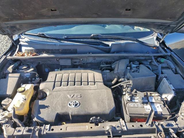 Toyota RAV4 Sport Image 8