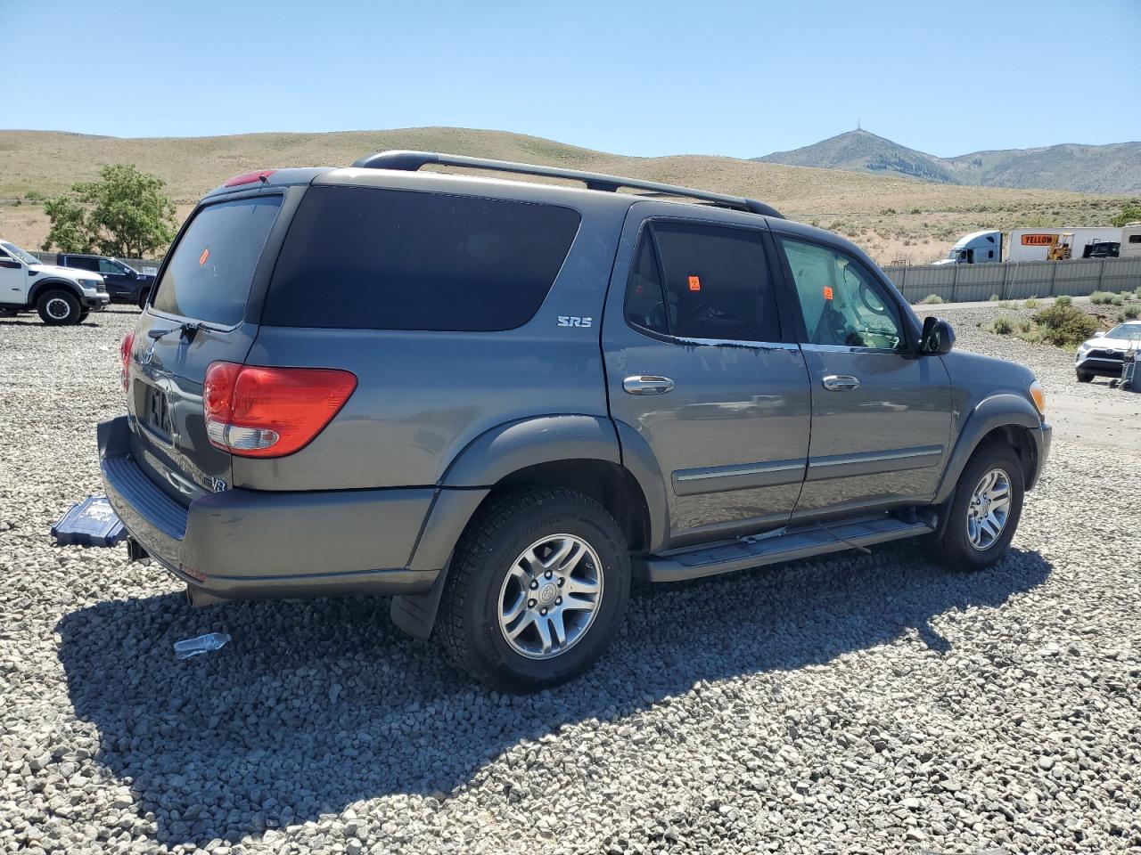 Toyota Sequoia Sr5 Image 4