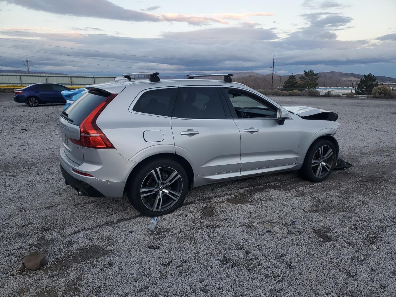 Volvo XC60 T5 Image 4