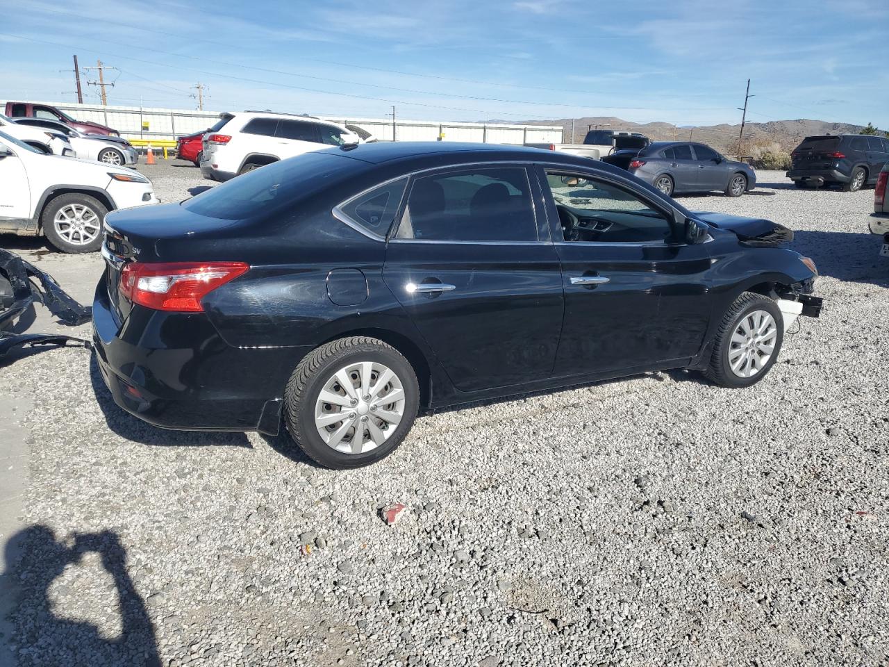 Nissan Sentra S Image 5