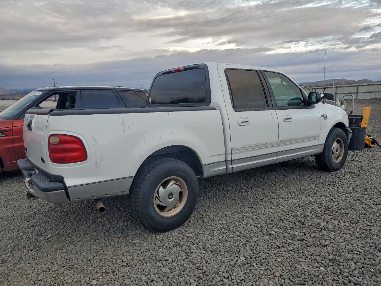 Ford F-150 Supercrew Image 10