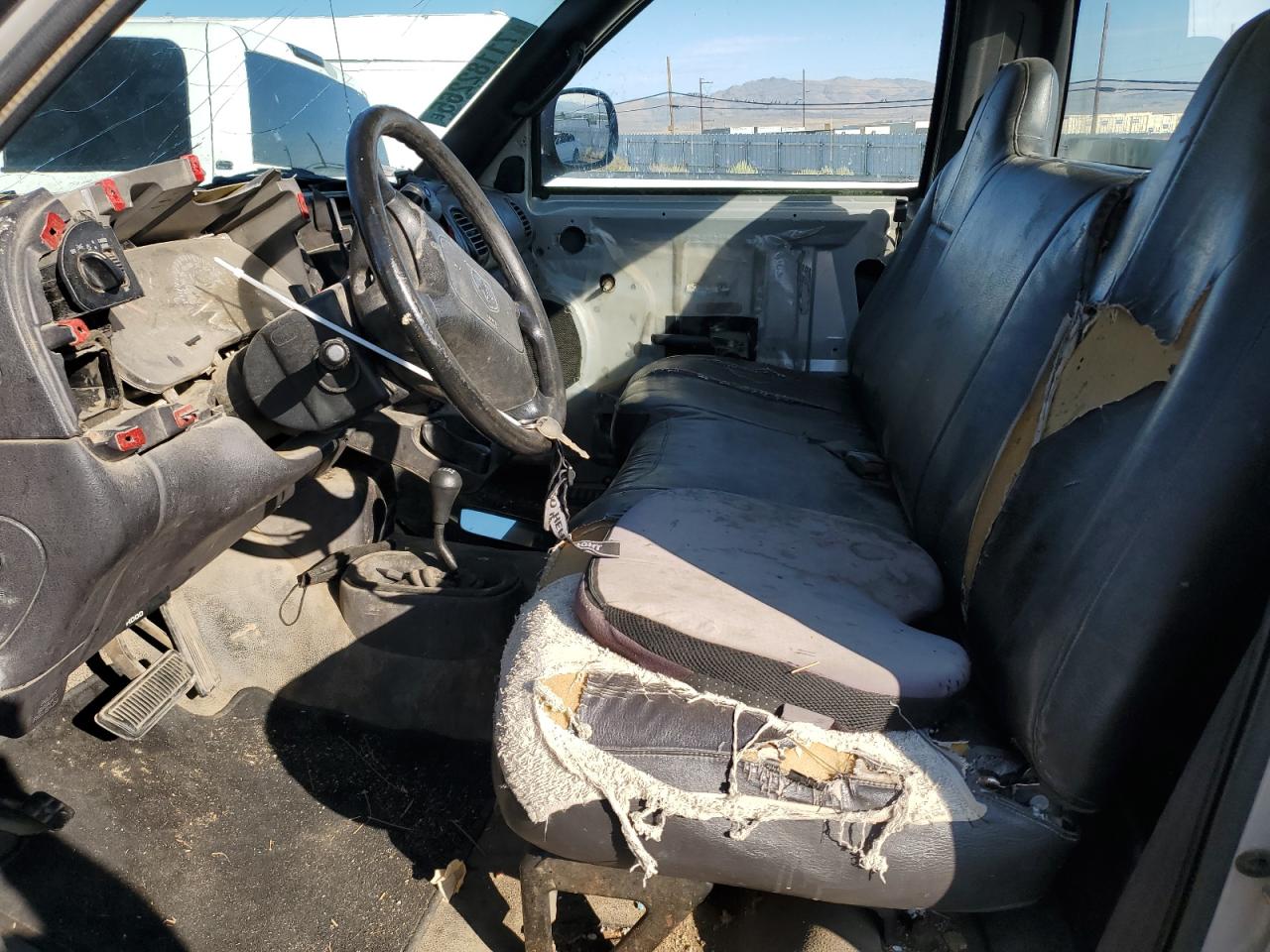 Dodge Ram 2500 Image 4