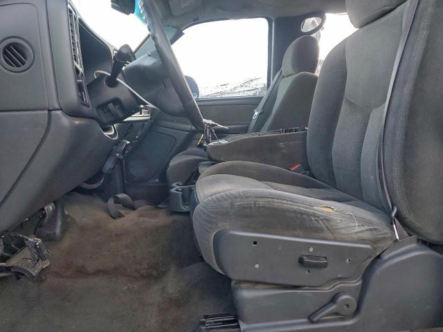 Chevrolet Silverado K2500 Heavy Duty Image 10