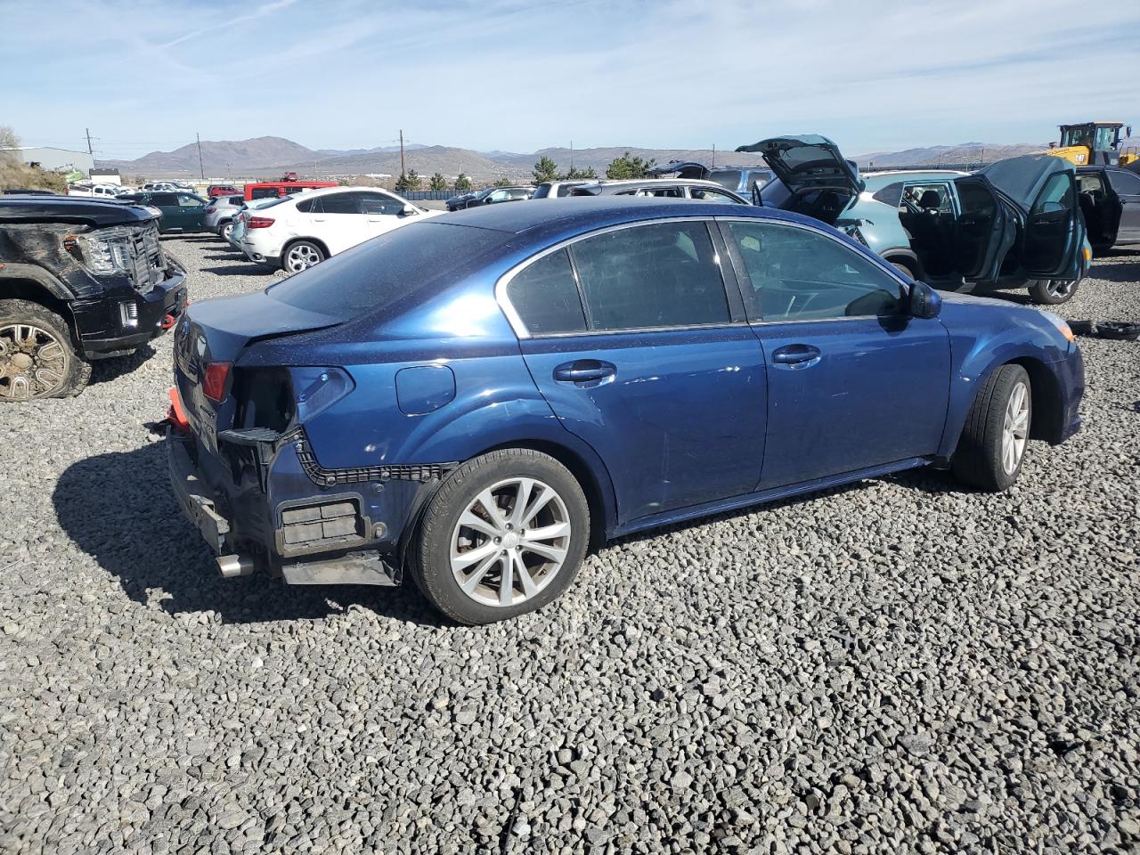 Subaru Legacy 3.6r Limited Image 9