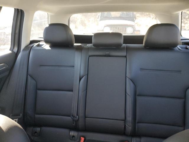 Volkswagen Golf S Image 9