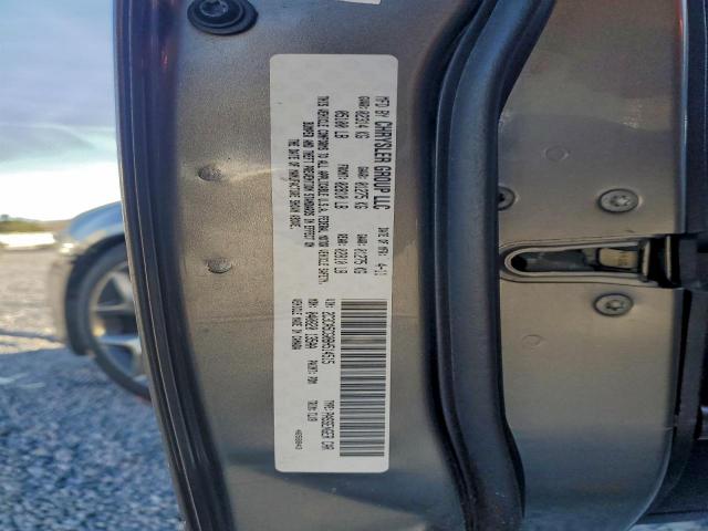 Chrysler 300 Limited Image 2